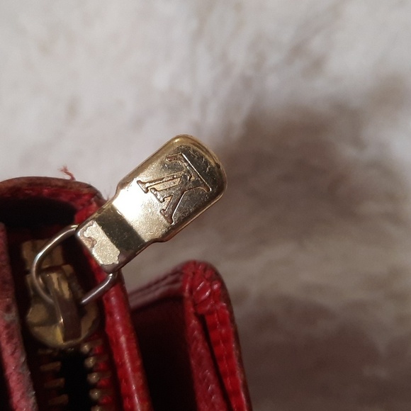 Louie Vuitton French Wallet - Picture 14 of 16